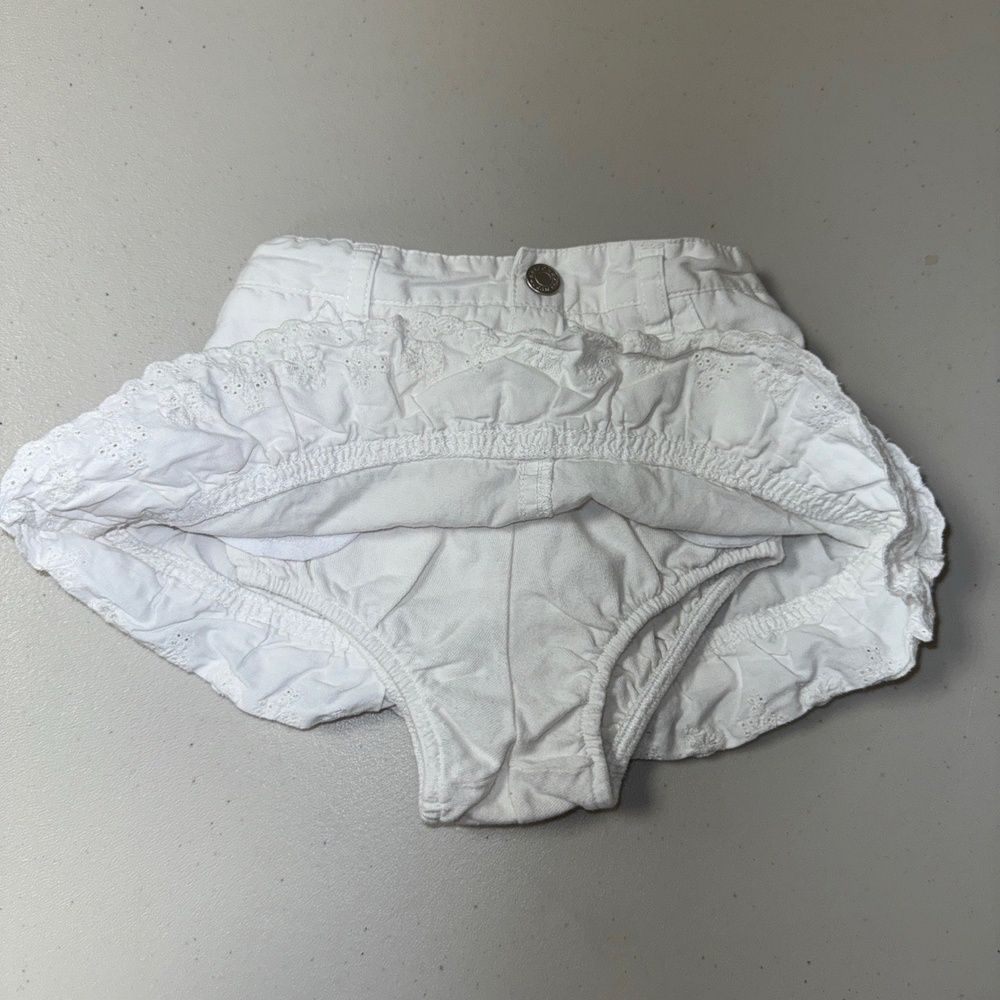 White Skirt Baby Girl 6-9 Month Ruffled Pull On Elastic Waist Cute Preppy Summer - Picture 3 of 6